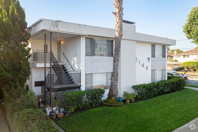 Building Photo - 2144 W. 182nd St.