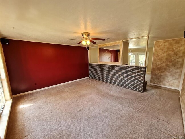 Building Photo - 109 Griffith Ave