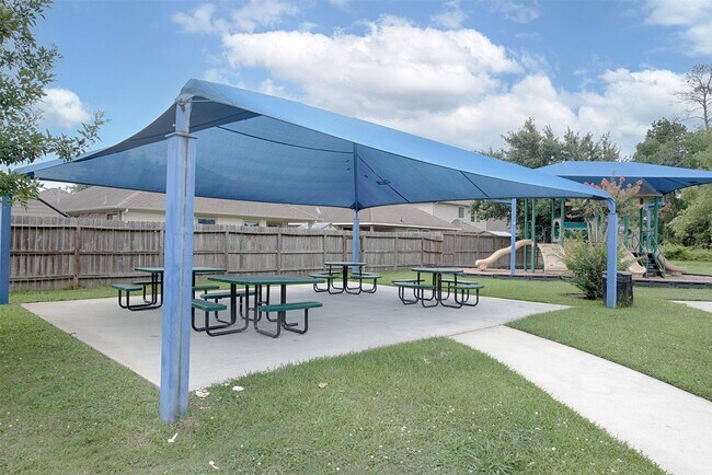 Building Photo - 2753 Foster Hill Dr