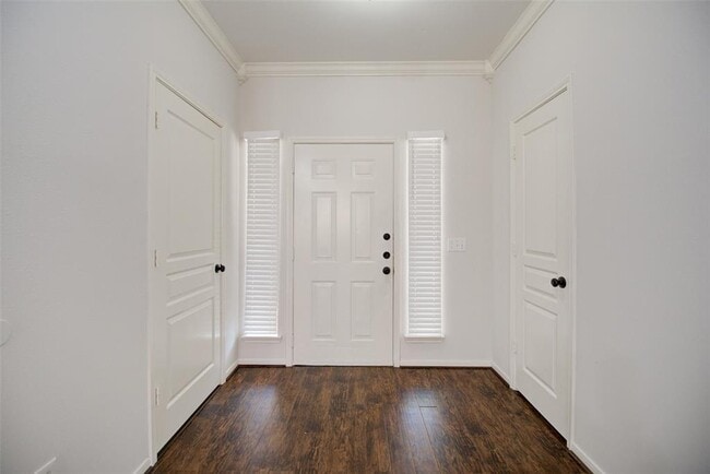 Building Photo - 322 Leafsage Ct