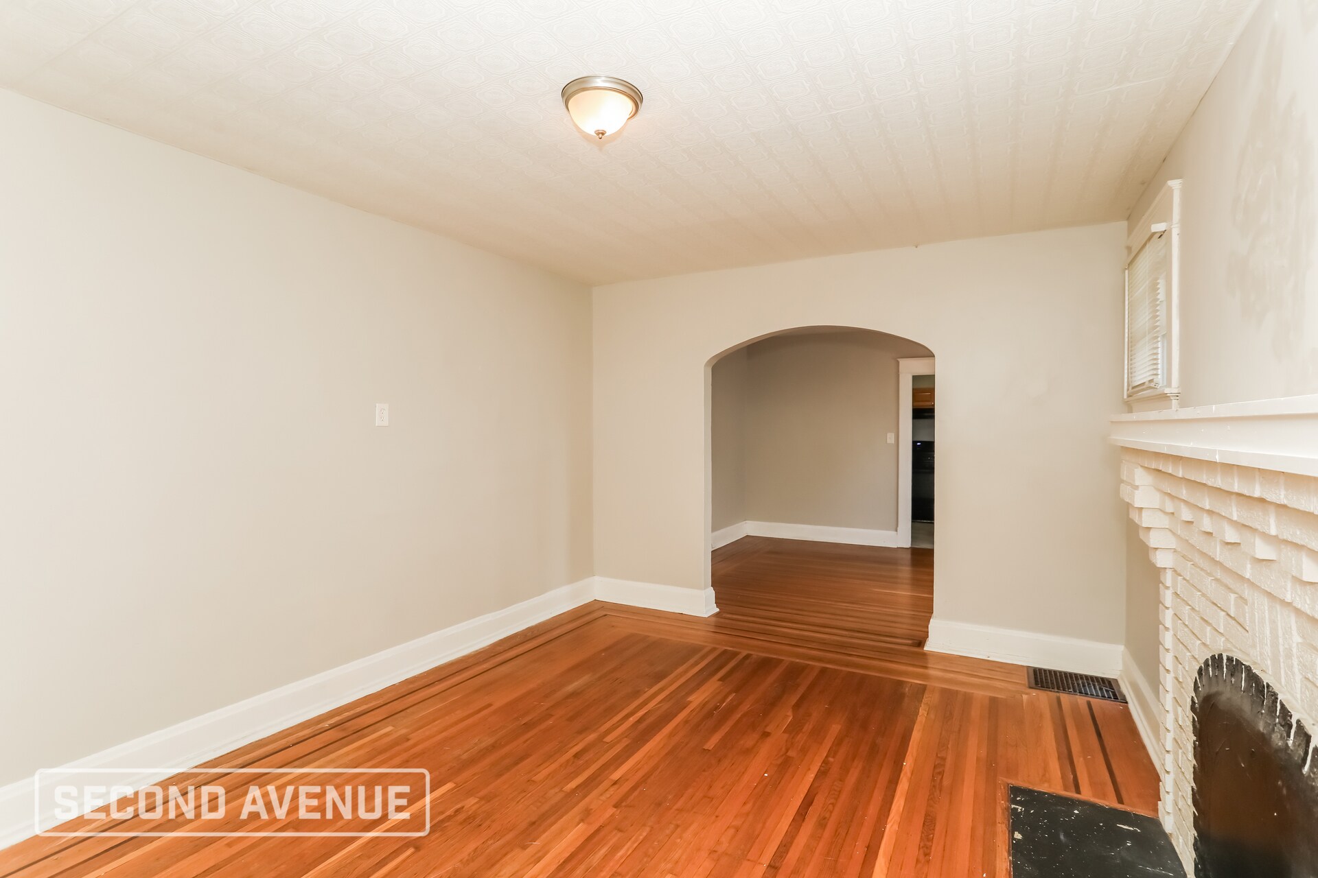 Building Photo - 4055 Palos St