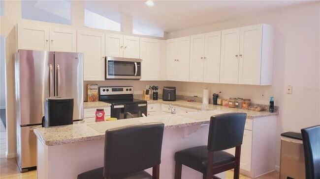Building Photo - 2308 Lily Pad Ln