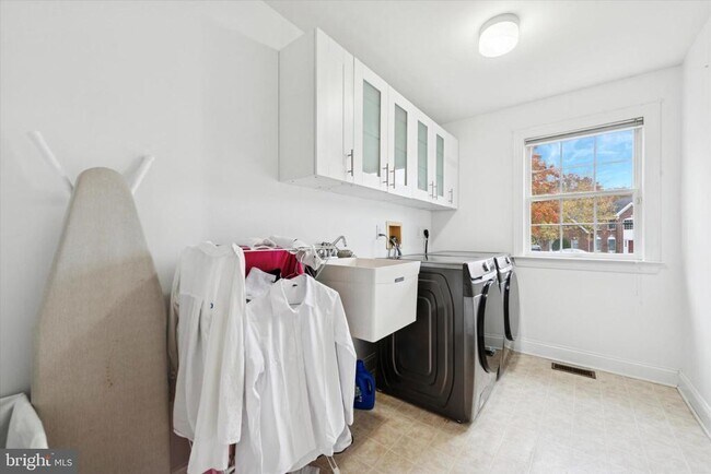 Building Photo - 103 Palsgrove Way