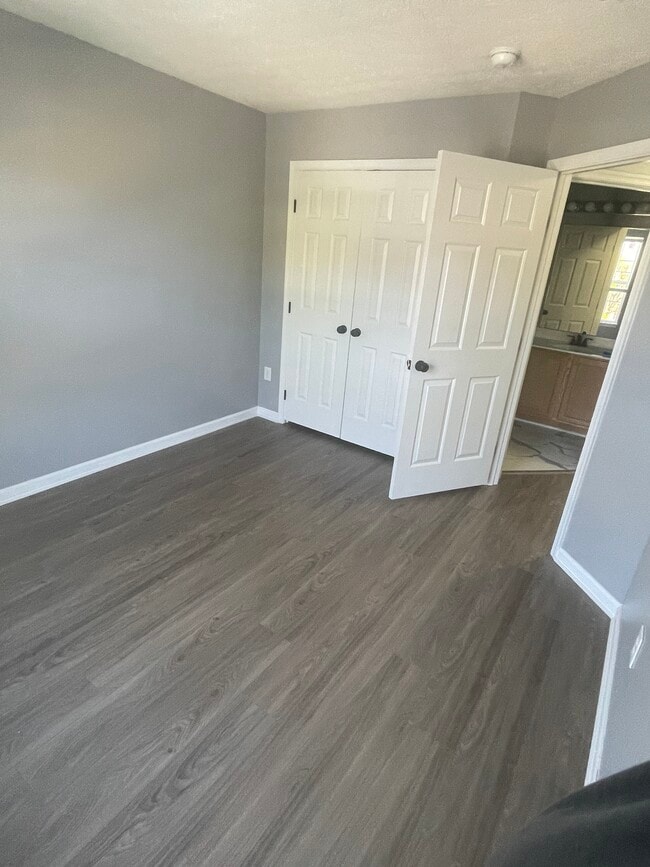 Second Room - 1409 Pangbourne Way