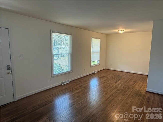 Building Photo - 4629 Cinderella Rd