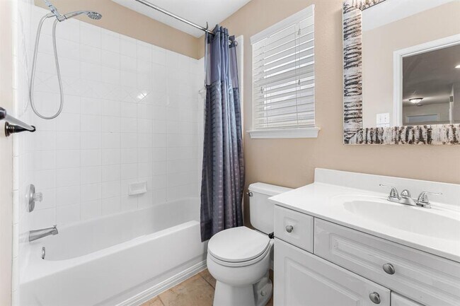 Building Photo - 15150 Galena Dr