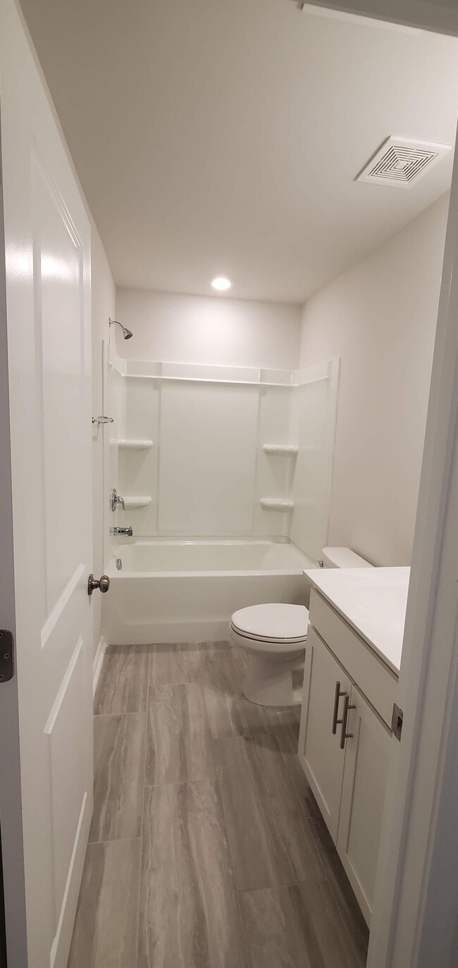Building Photo - 1426 Rosepine Drive