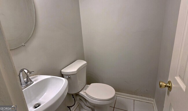 Building Photo - 445 Wilson Mill Rd SW