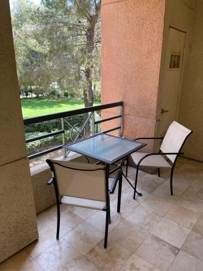 Building Photo - Meridian STUDIO Condo Fully Furnished near Main Pool-Lush Green trees in Resort Style Community.