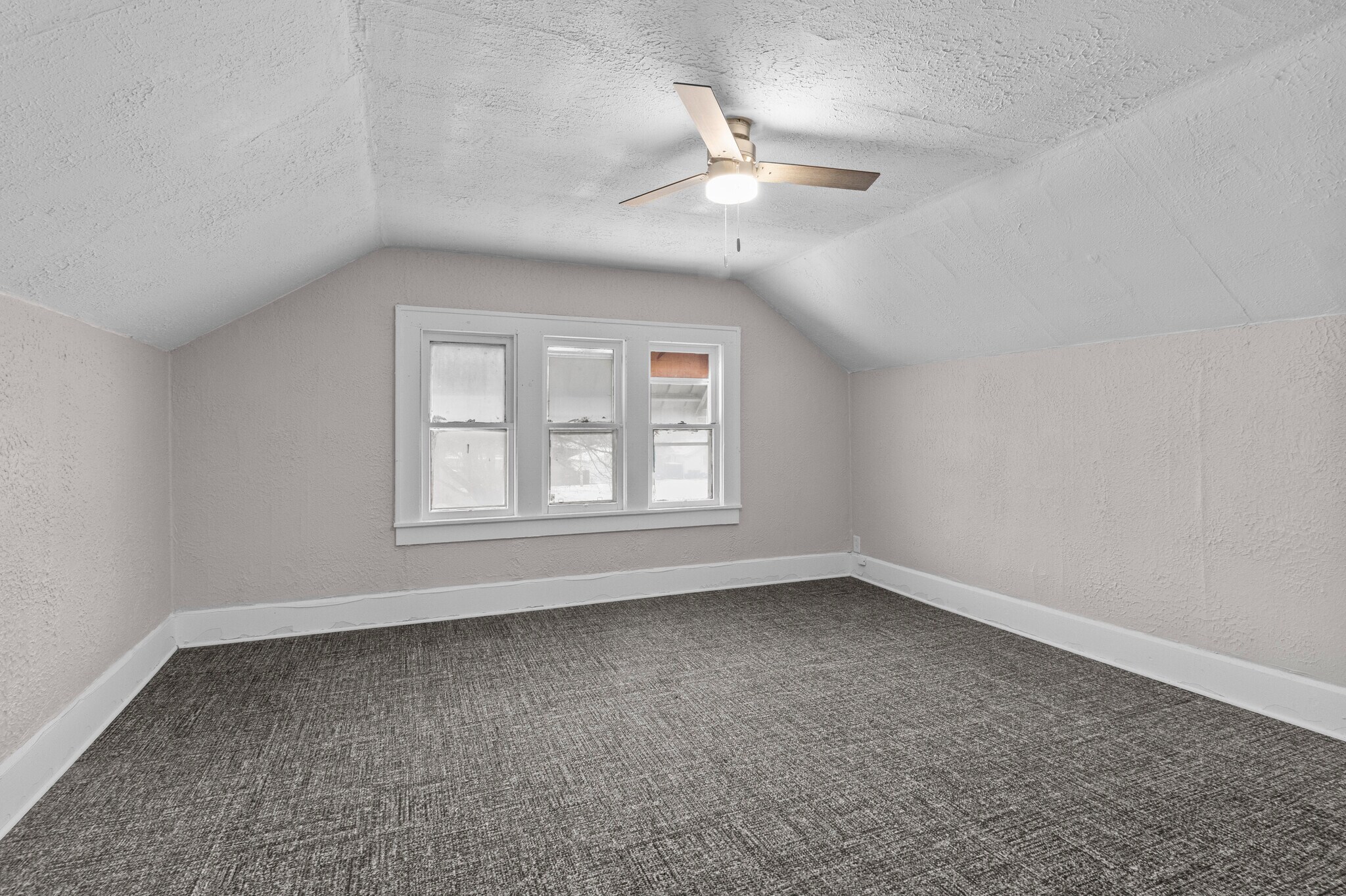 Building Photo - 1412 Arrow Ave