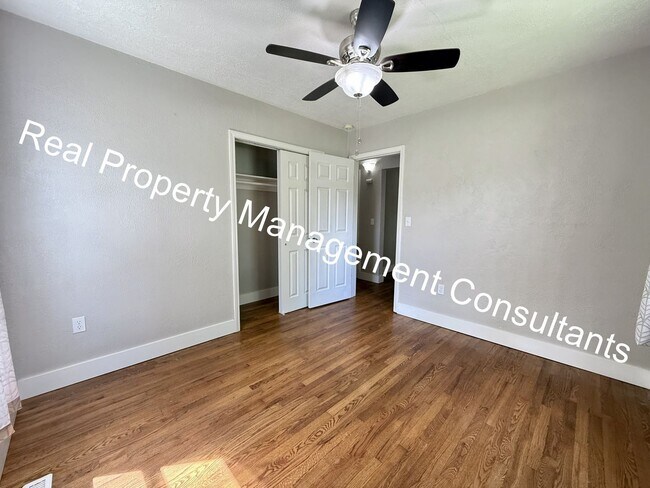 Building Photo - Updated 3-Bedroom Warrensburg Home with Modern Features and Outdoor Oasis!