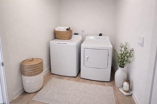 Building Photo - 30635 Windermere Peaks Ln