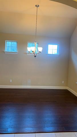 Building Photo - 5813 Fremont Dr