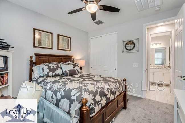 Building Photo - 14097 N Silverleaf Ln