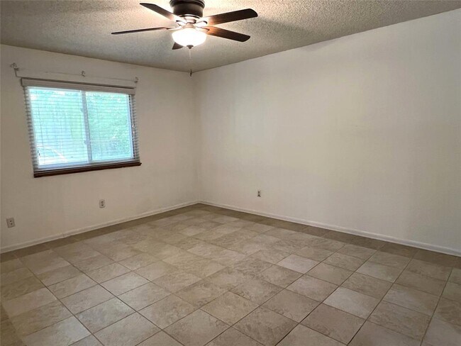 Building Photo - 7704 Cloudberry Cir