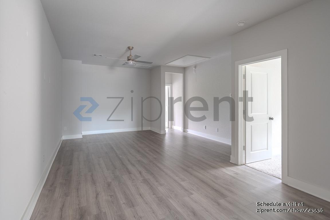 Building Photo - 4614 Redbud St