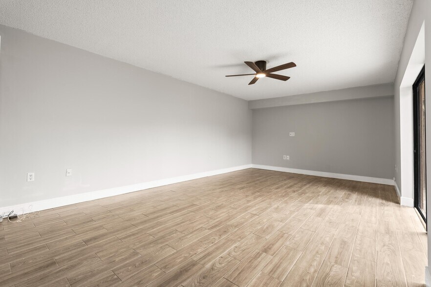 Building Photo - 5311 53rd Way