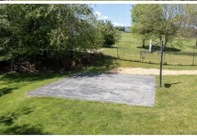 Building Photo - 538 Old State Route 34