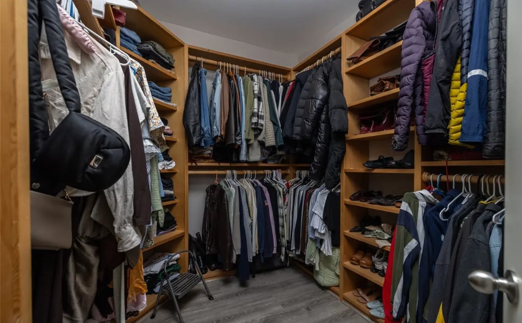 Building Photo - 3301 Park Ln