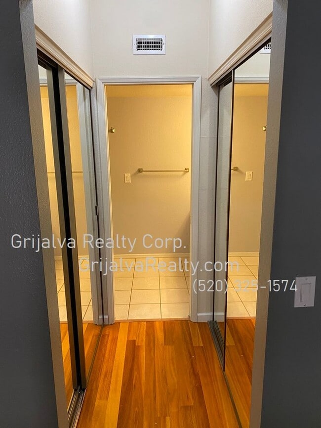 Building Photo - 1200 E River Rd