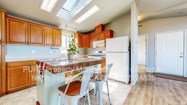 Building Photo - 4657 Todd Rd