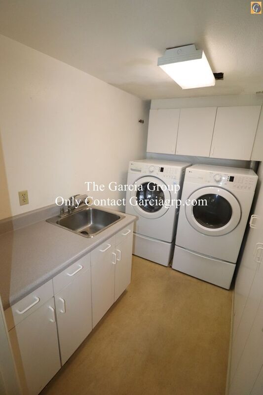 Building Photo - 7621 SW 25th Ave