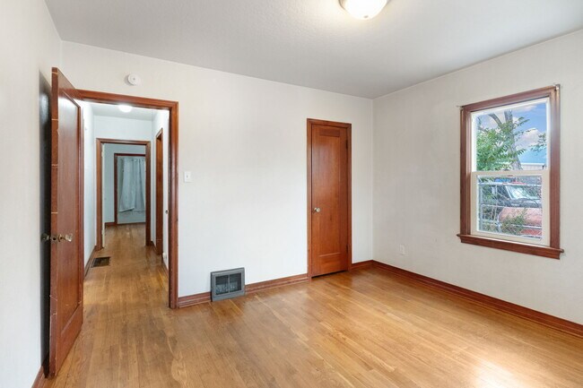 Building Photo - 2625 Gunnison St