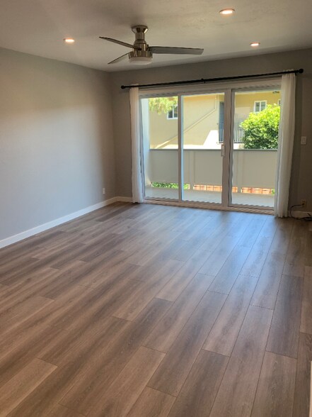 Building Photo - 1340 Palos Verdes Dr