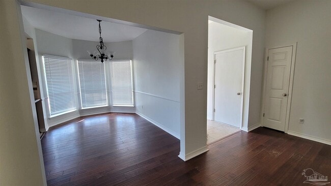 Building Photo - 4559 Tradewinds Dr