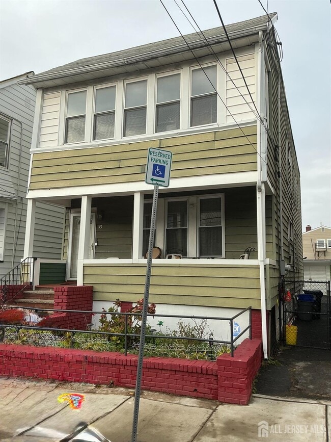 Building Photo - 93 Schley St