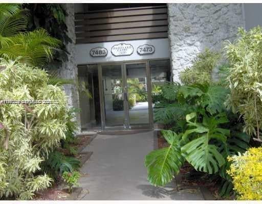 Building Photo - 7477 SW 82nd St