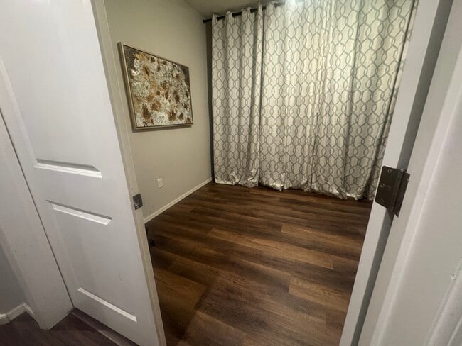 Building Photo - 14150 E Via Cerro Del Molino