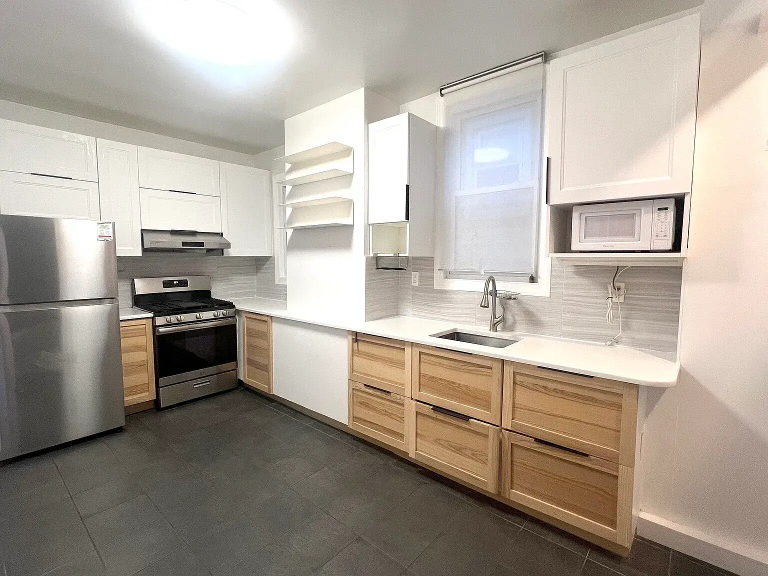 Building Photo - 124 73rd St