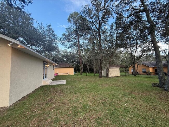 Building Photo - 40233 Palm St