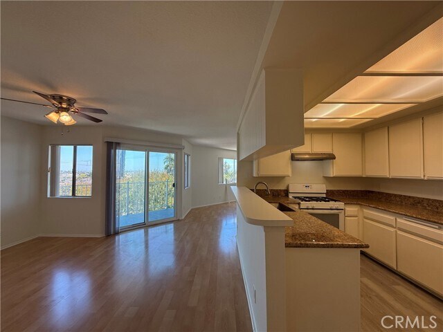 Building Photo - 2211 S Gaffey St