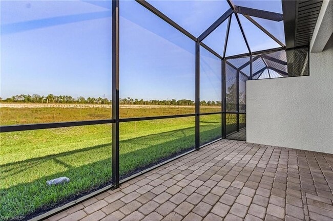 Building Photo - 19528 Hinkley Dr