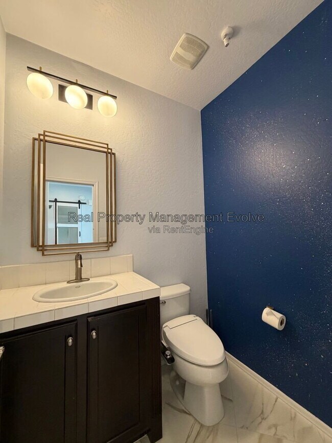 Building Photo - 5164 W Quail Track Dr