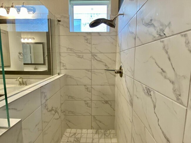 Building Photo - 24914 Resort Pkwy