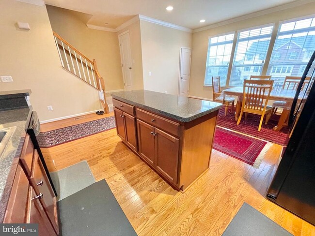 Building Photo - 155 Short Branch Rd