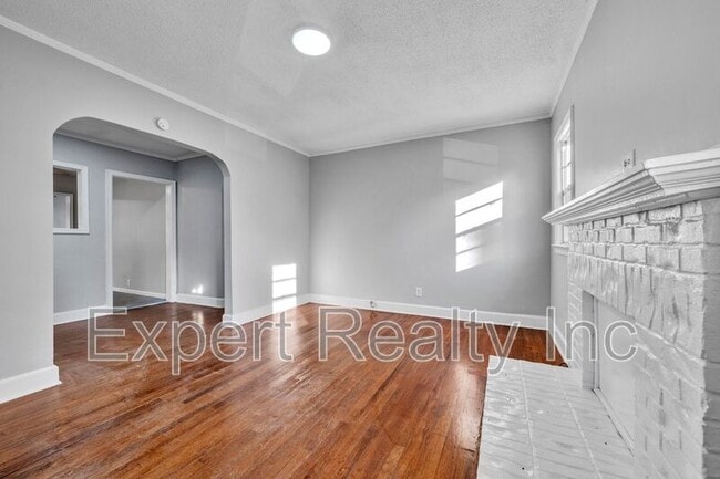 Building Photo - 616 Rutledge Dr
