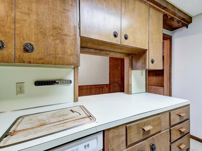 Building Photo - 206 Park Ln