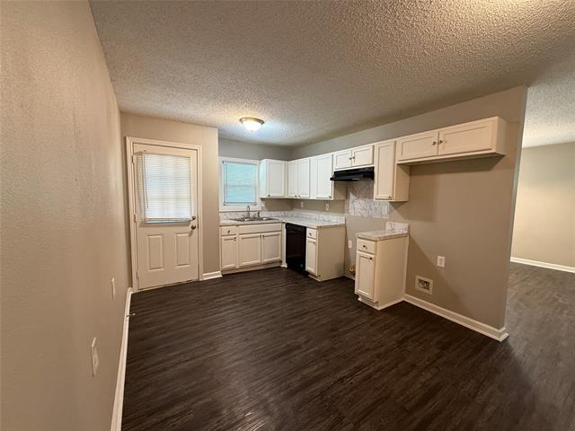 Building Photo - 1715 W Elm St