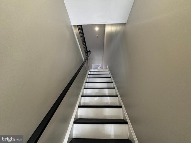 Building Photo - 1451 W Loudon St