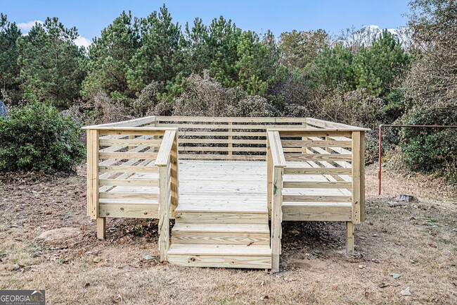 Building Photo - 864 Northview Dr