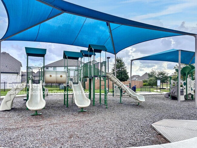 Building Photo - 32506 Timber Point Dr