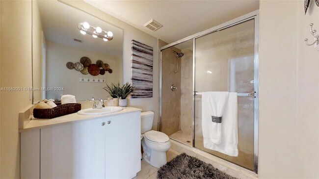 Building Photo - 17555 Atlantic Blvd