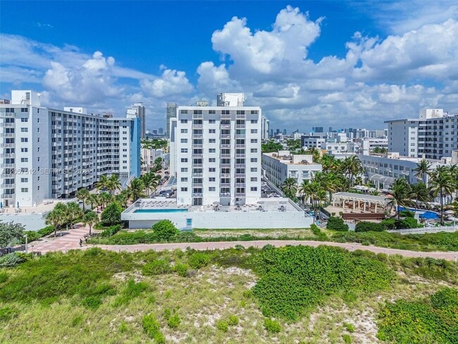 Building Photo - 401 Ocean Dr
