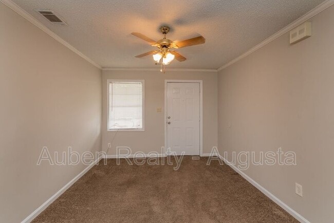 Building Photo - 2165 1/2 Telfair Street