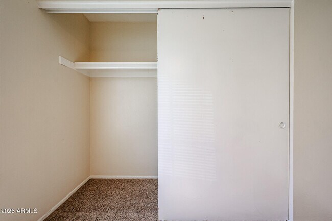 Building Photo - 1440 S Revere