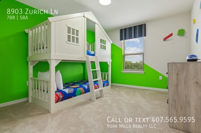 Building Photo - 8903 Zurich Ln